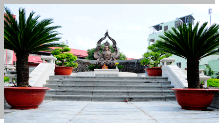 说明: botatquangduc-tuongdai-001